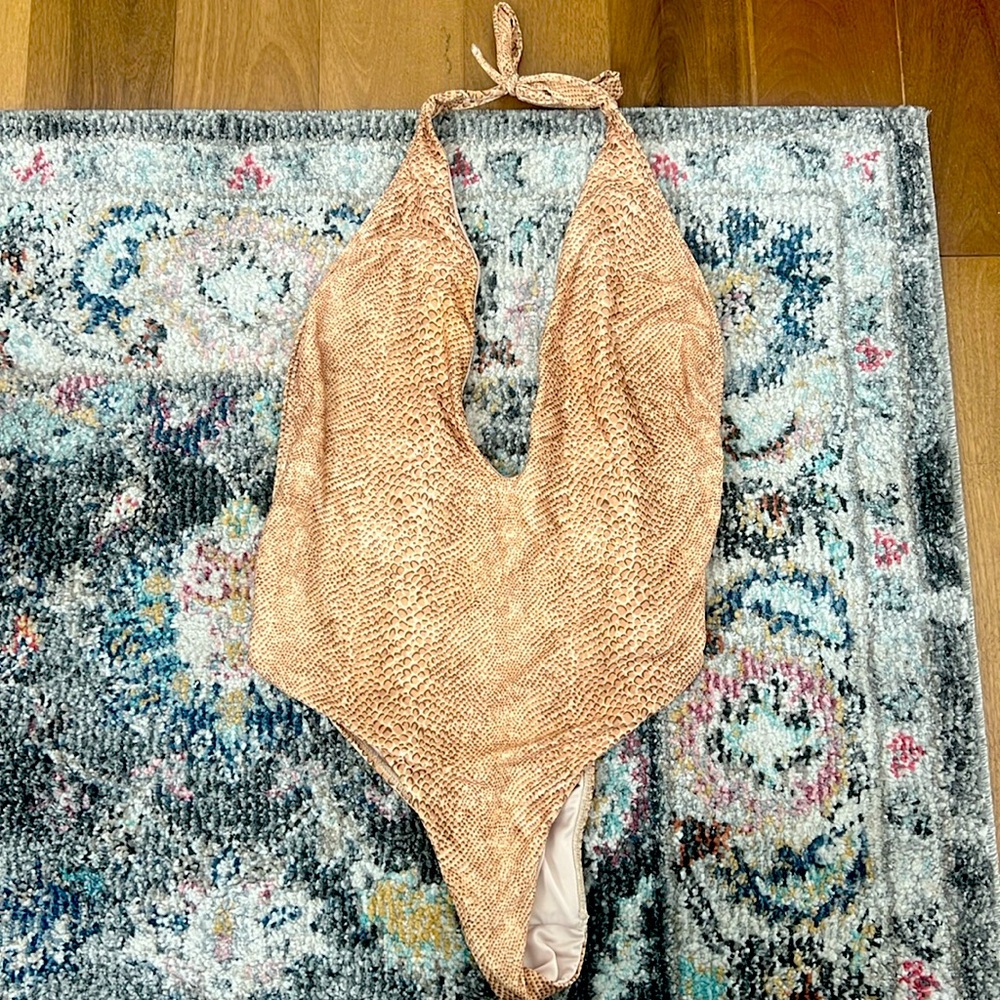 URBAN OUTFITTERS - snakeskin one piece